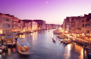 В Венеции запретили уличную торговлю