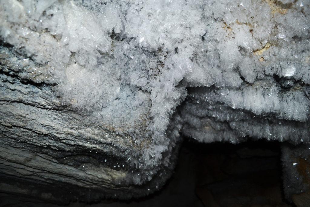 Пещеры Тажеранских степей
