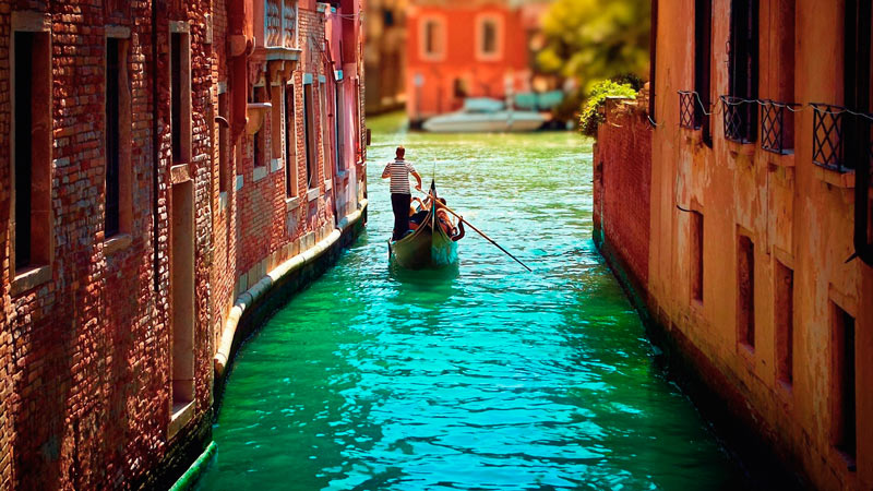 Венеция утомлена туризмом. Повышение цен и новые правила